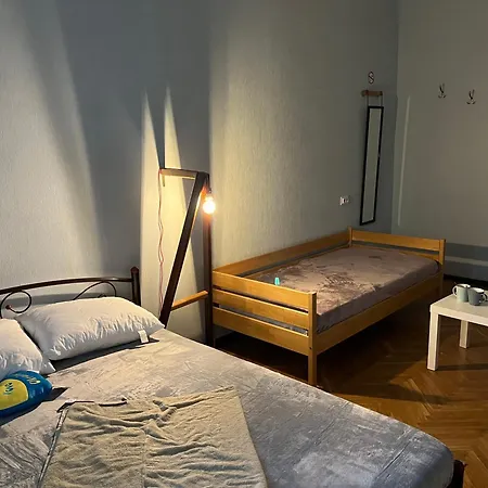 Ostello Ararat-klovskaya Hostel-apartments Kiev