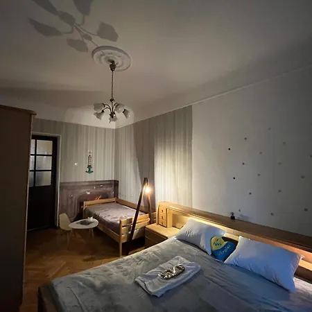 Ostello Ararat-klovskaya Hostel-apartments Kiev