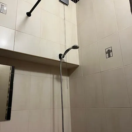 Ostello Ararat-klovskaya Hostel-apartments *